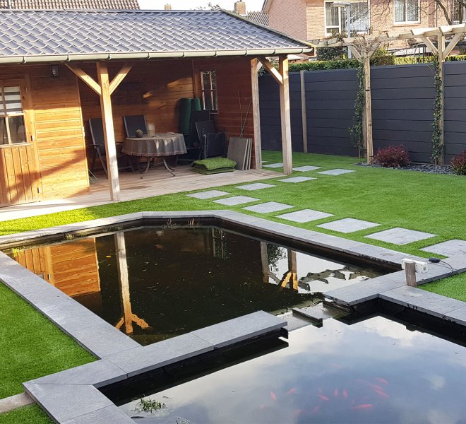 lawn-with-water-feature